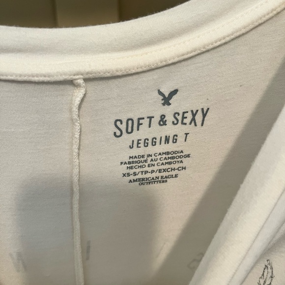 American Eagle Outfitters White Sleeveless Relaxed T-Shirt - Picture 5 of 5